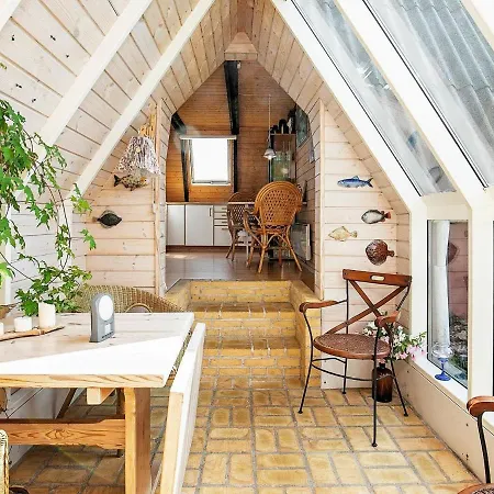 Modern Holiday In With Terrace Хиртсхальц